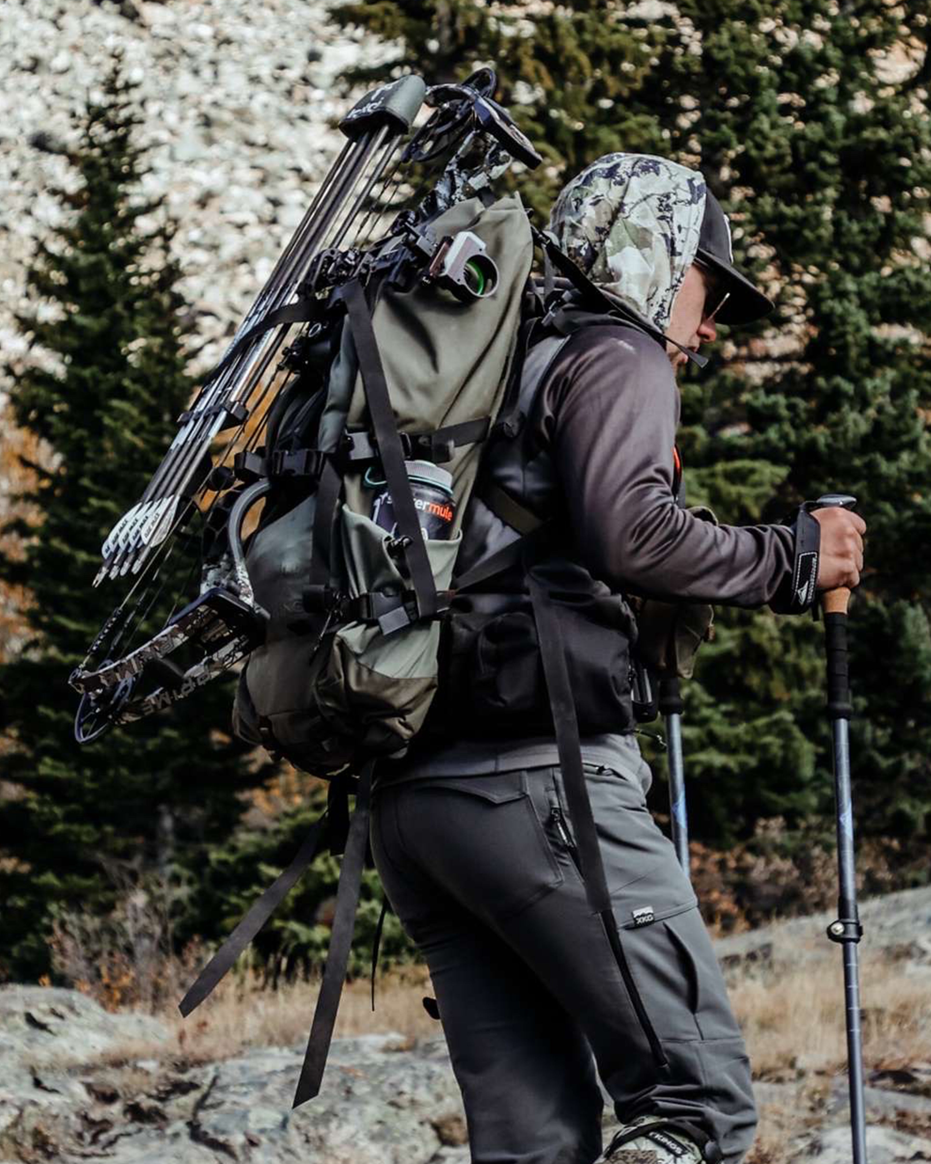 XKG Summit 5200 Backpack – Kings Camo